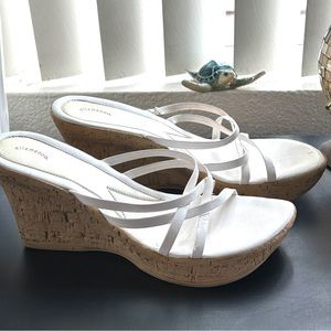 VTG 90s Y2K Ellemenno Chunky Natural Platform White Sandals Thongs Faux Cork 9.5